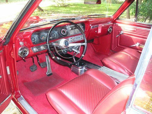 1965 pontiac gto, inside front seat and dash from driver side